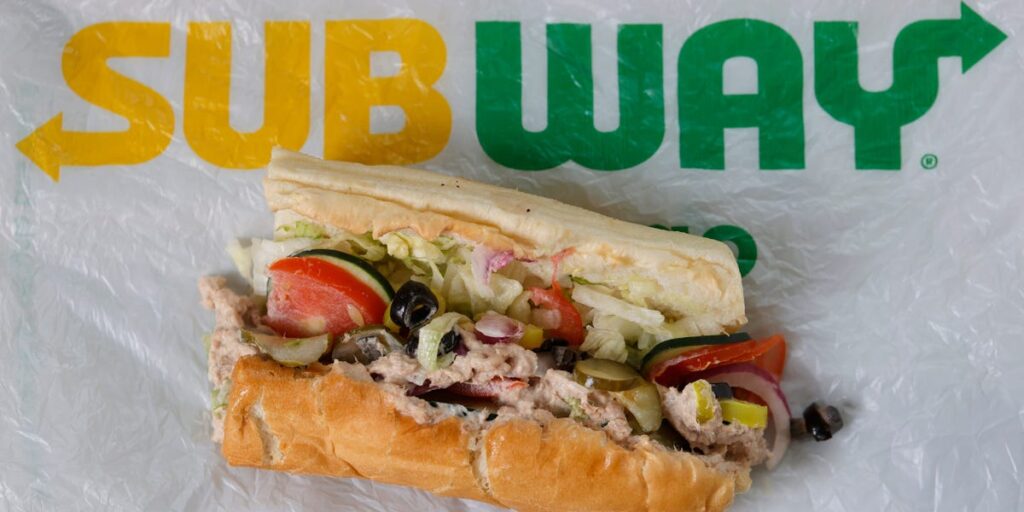 The lawsuit casting doubt on whether Subway’s tuna is actually completely made of tuna has been dismissed